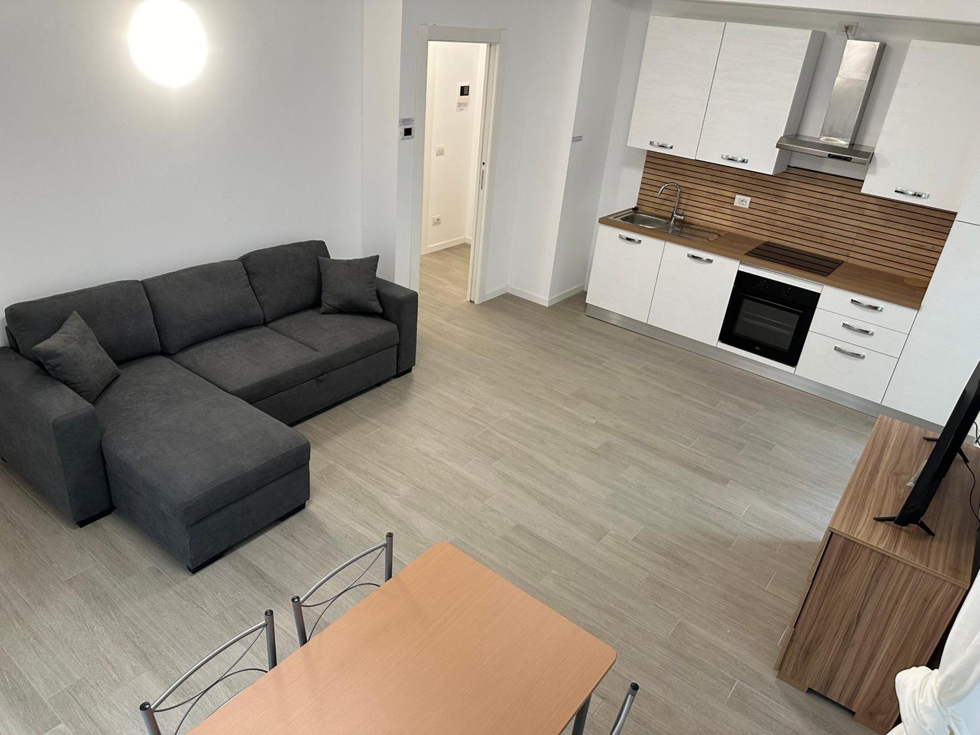 Casa Ideale Tim Appartmanti Moderni Vicina Al Centro Lecco Exteriér fotografie