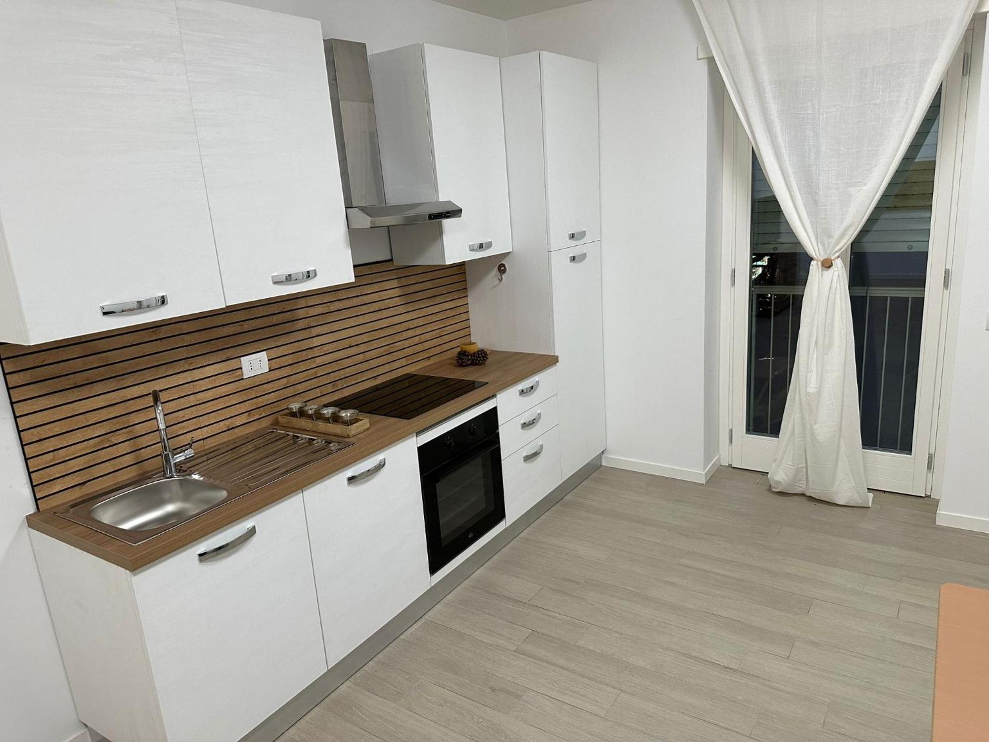 Casa Ideale Tim Appartmanti Moderni Vicina Al Centro Lecco Exteriér fotografie