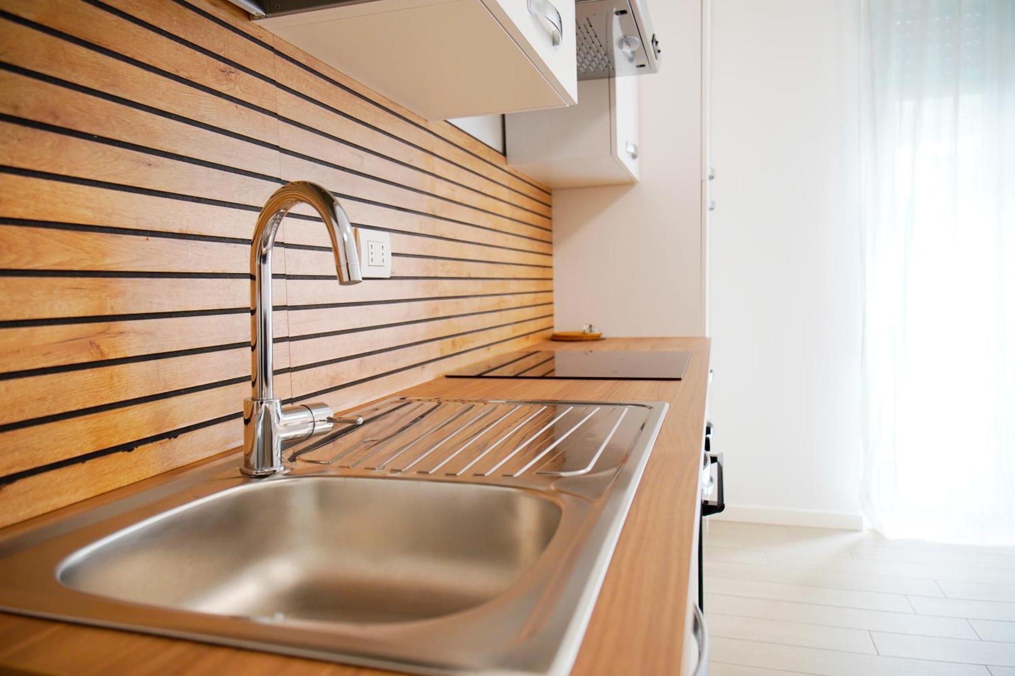 Casa Ideale Tim Appartmanti Moderni Vicina Al Centro Lecco Exteriér fotografie