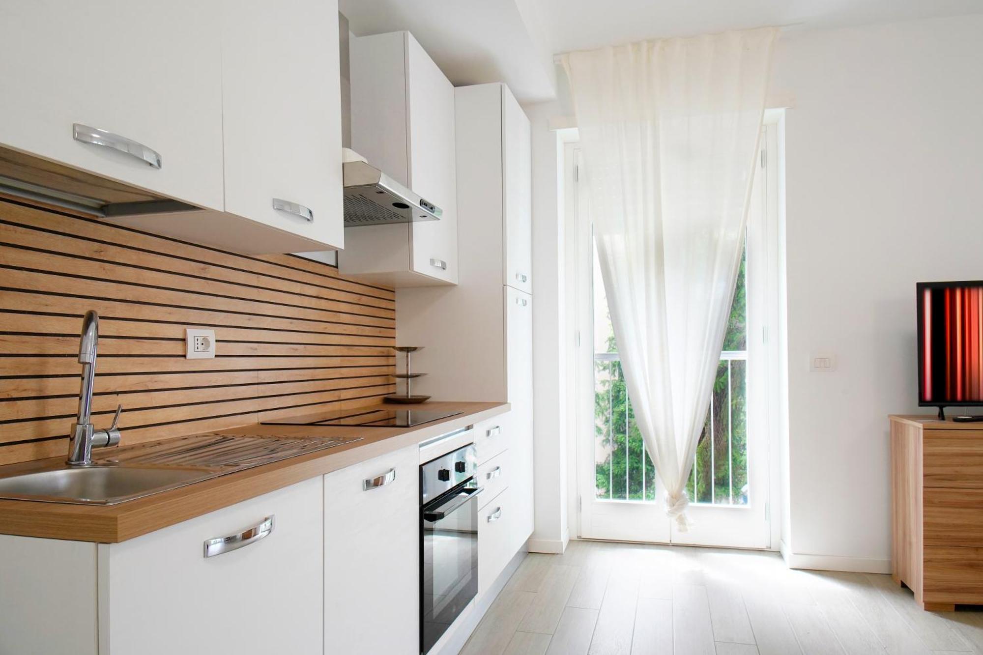 Casa Ideale Tim Appartmanti Moderni Vicina Al Centro Lecco Exteriér fotografie